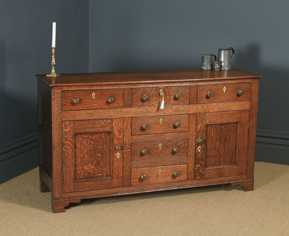 Antique Welsh Georgian Oak Dresser Base Sideboard Cupboard (Circa 1810)