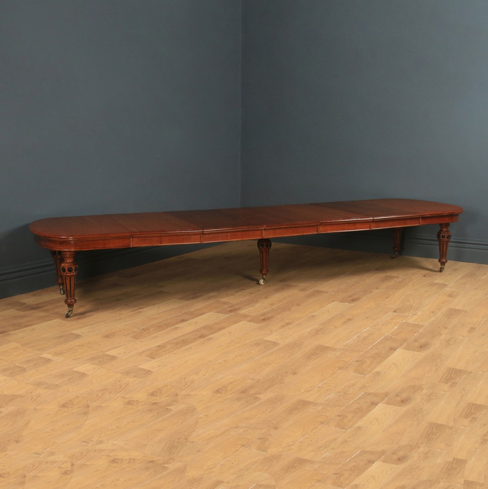 Antique English Victorian 15ft Gillows Pugin Style Extending Oak Dining Boardroom Table Seats 18 People (Circa 1850)