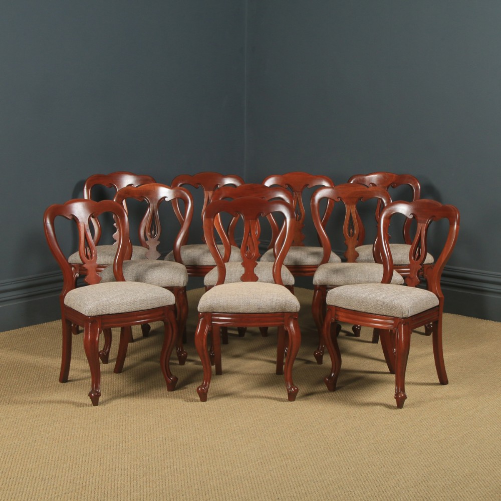 Antique English Victorian Set of 10 Ten Mahogany Balloon Spear Back Dining Chairs (Circa 1860)