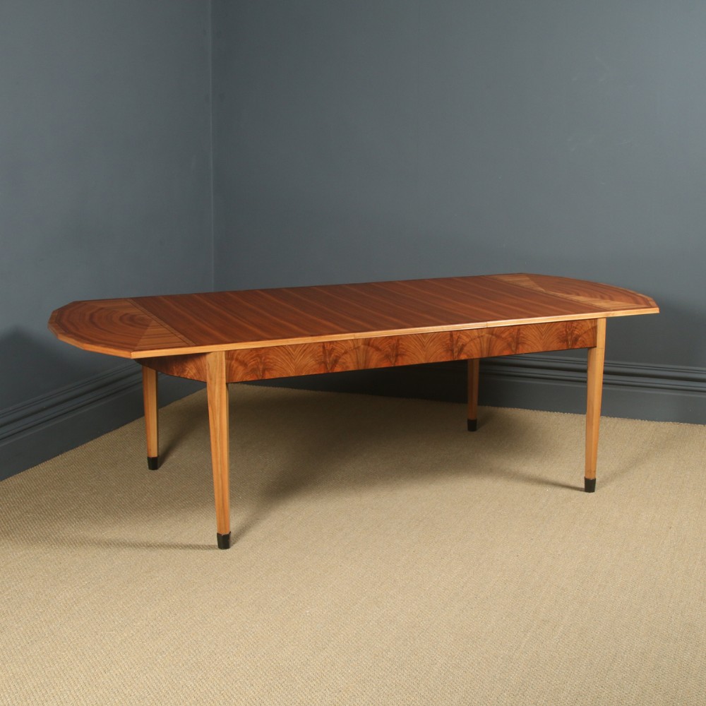 Antique Art Deco Figured Walnut 8ft Extending Dining Table (Circa 1930)