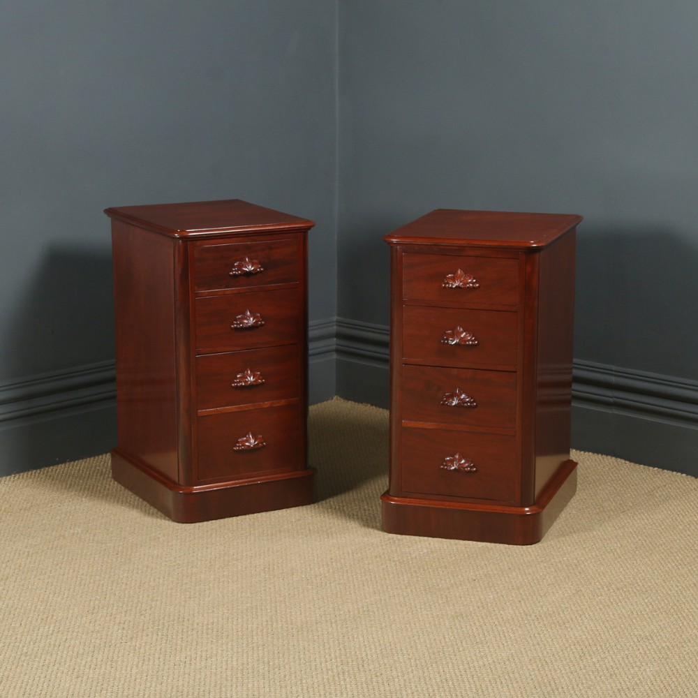 Antique English Pair of Victorian Figured Mahogany Bedside Chests Tables  (Circa 1860)