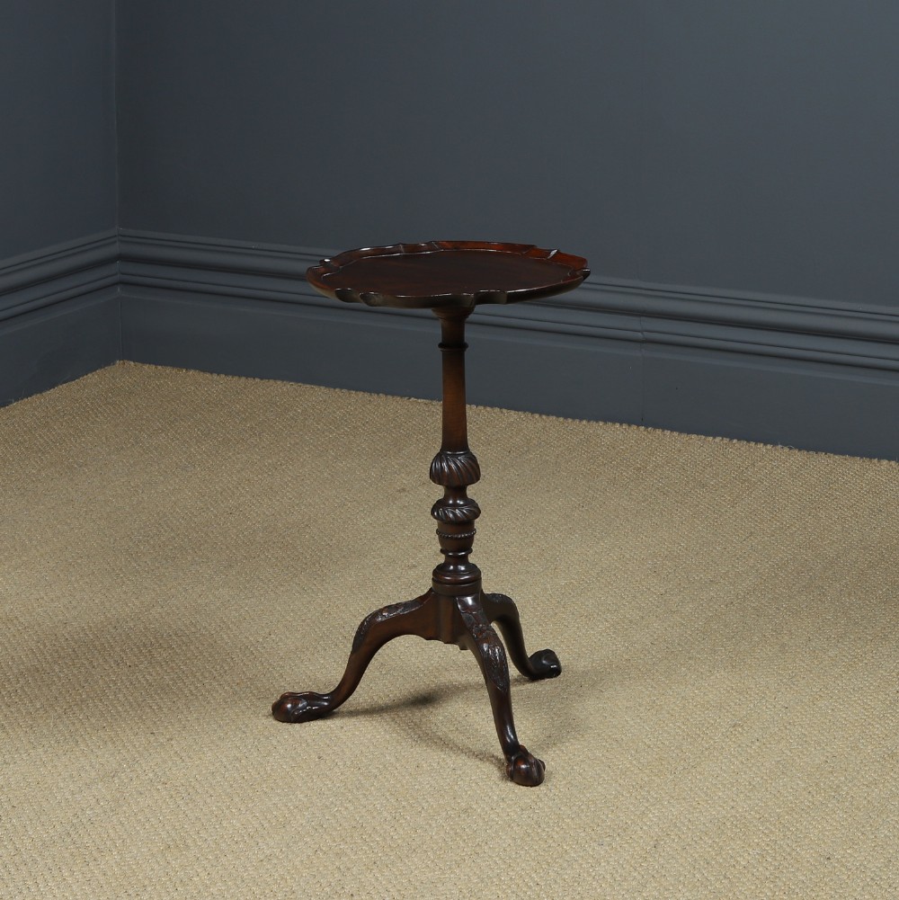 Antique English Georgian Chippendale Style Small Mahogany Round Circular Wine / Occasional / Lamp Pedestal Table (Circa 1910)