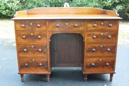 Victorian Flamed Mahogany Pedestal Desk