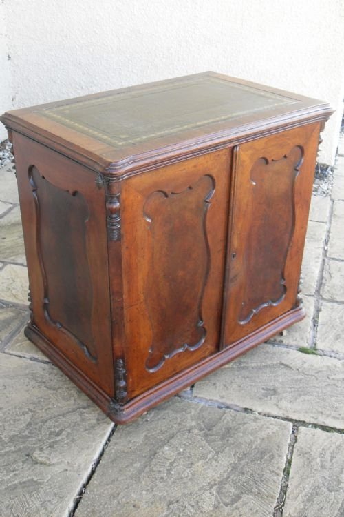 Late 19th Century Walnut and Mahogany Desk/cabinet