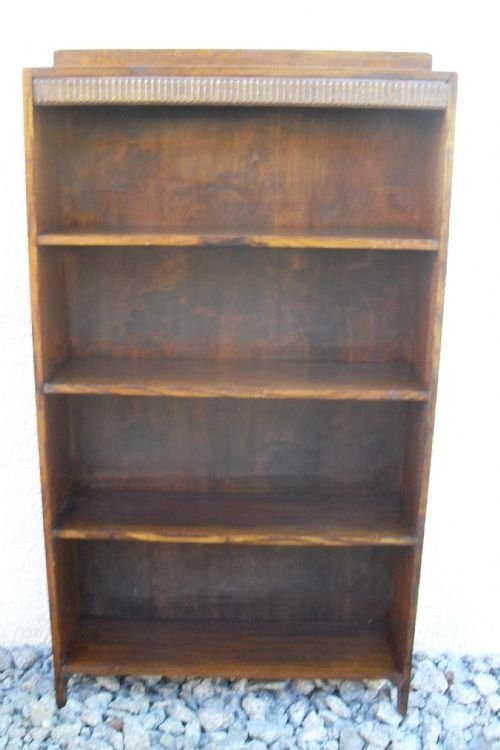 Nice Open Petite Oak Bookcase