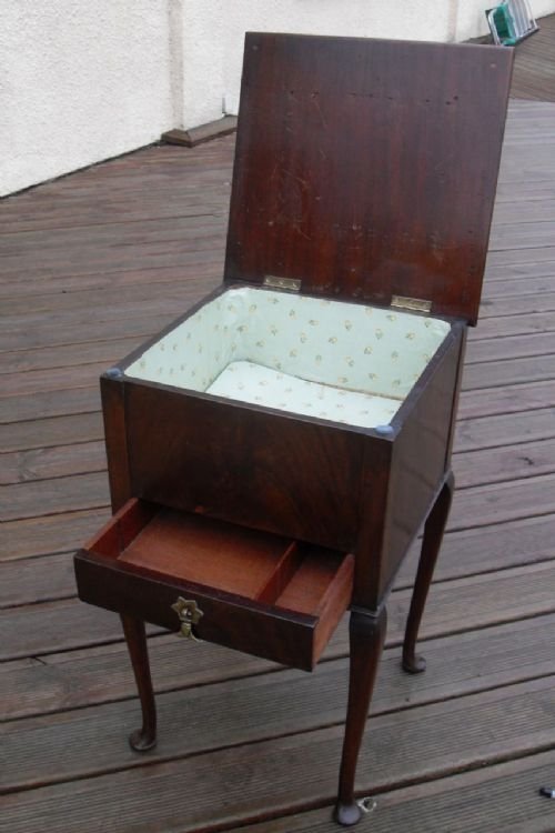 19th Century Small Mahogany Sewing Work Box