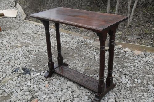 Arts and Crafts Oak Carved Table 

Arts and Crafts Oak Carved Table 

Arts and Crafts Oak Carved Table 

