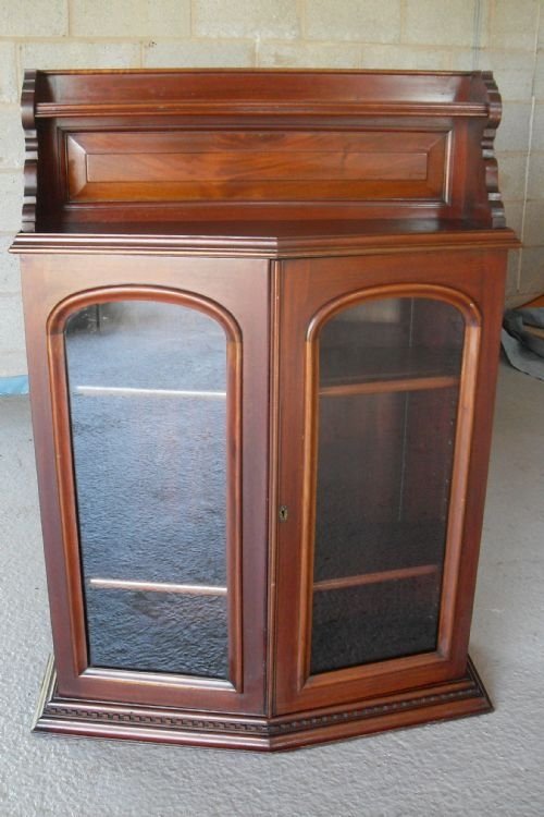 Victorian Mahogany Glazed Cabinet/bookcase