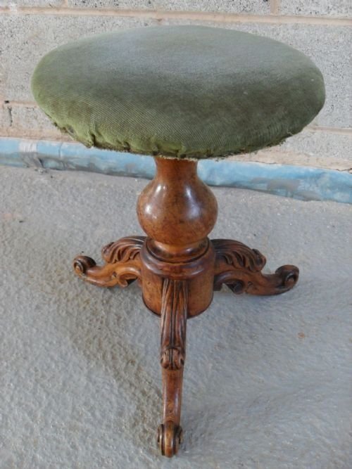 Victorian Walnut Adjustable Piano Stool