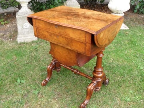 Lovely Victorian Burr Walnut Sewing/work Table