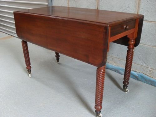 19th Century Mahogany Pembroke Table with Drawer