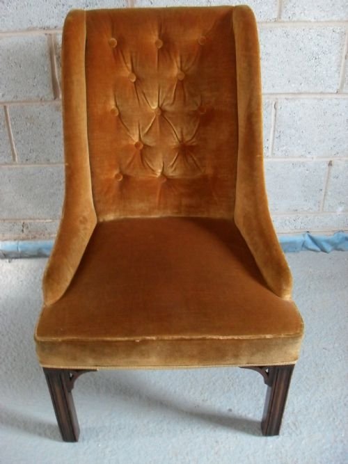 Mahogany Framed Button Backed Nursing/reading Chair