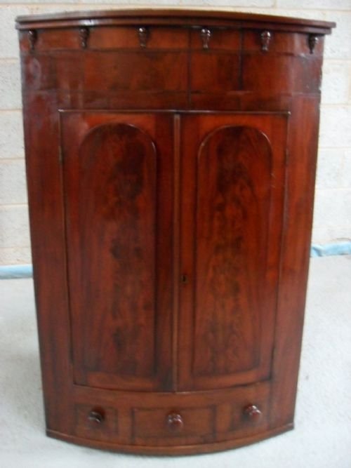 Regency Flame Mahogany Bow Front Corner Cabinet