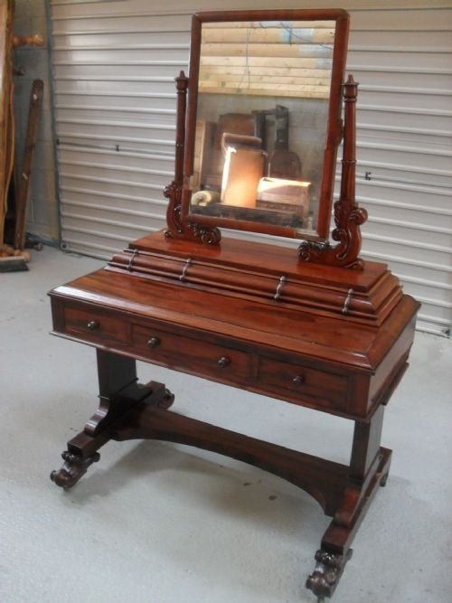 Victorian Mahogany Dressing Table with Mirror