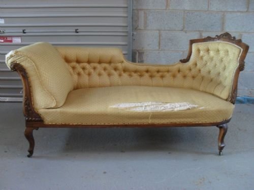 Unusual Edwardian Carved Walnut Chaise-longue