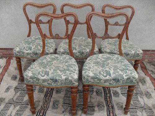 Set of 5 Victorian Walnut Hoop Bar Back Dining Chairs