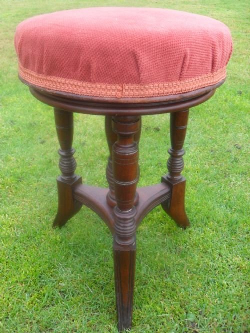 Victorian Mahogany Adjustable Screw Piano Stool
