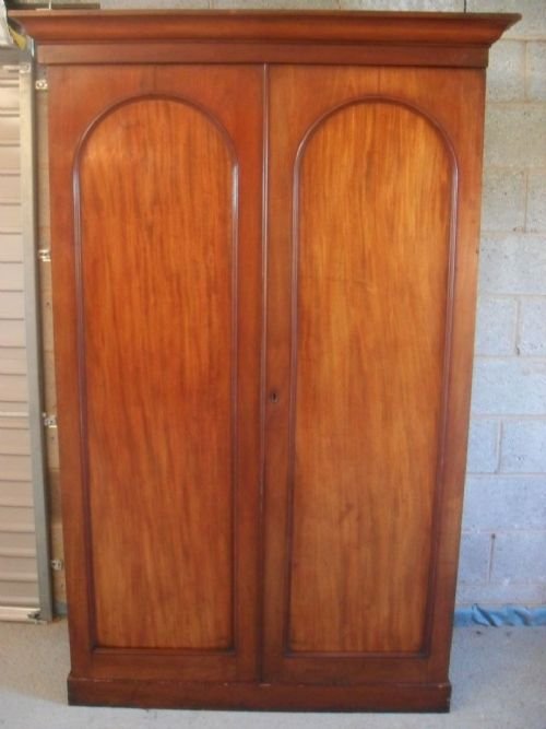 Victorian Flame Mahogany Double Door Wardrobe