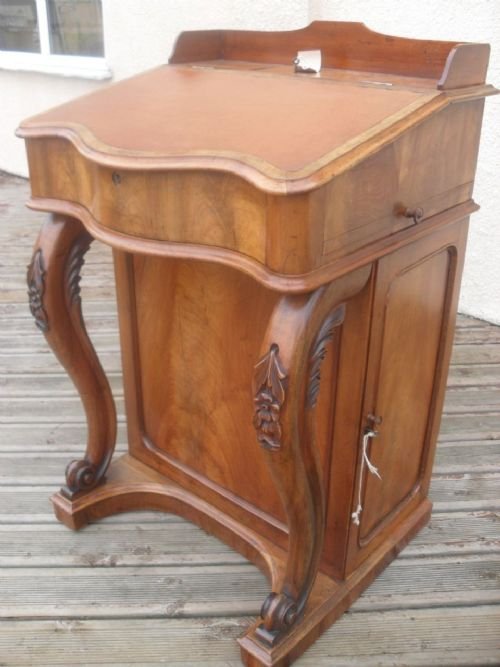 Victorian Walnut Slide Top Serpentine Davenport Desk