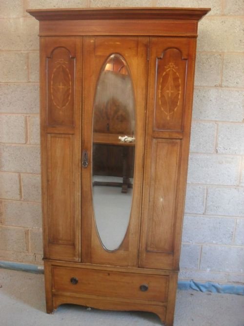 Victorian Single Oval Mirrored Door Inlaid Wardrobe