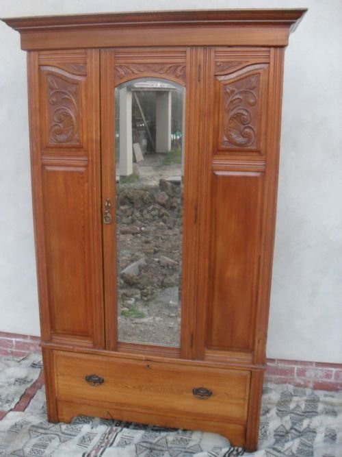 Victorian Carved Oak Bevel Mirrored Door Wardrobe