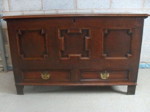 Late 17th Century Oak Geometric Panelled Mule Chest