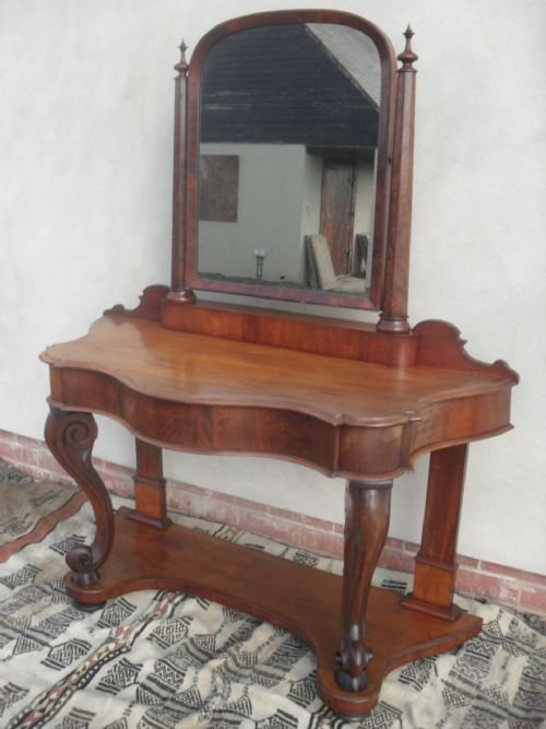 Victorian Flame Mahogany Duchesse Dressing Table