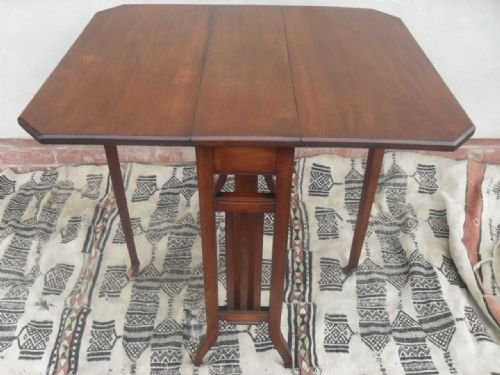 Edwardian Mahogany Rectangular Sutherland Table