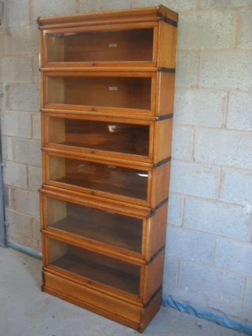 Superb Light Oak Six Section Globe Wernicke Bookcase