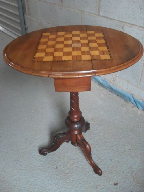 Lovely Unusual Drop Leaf Victorian Mahogany Games Table