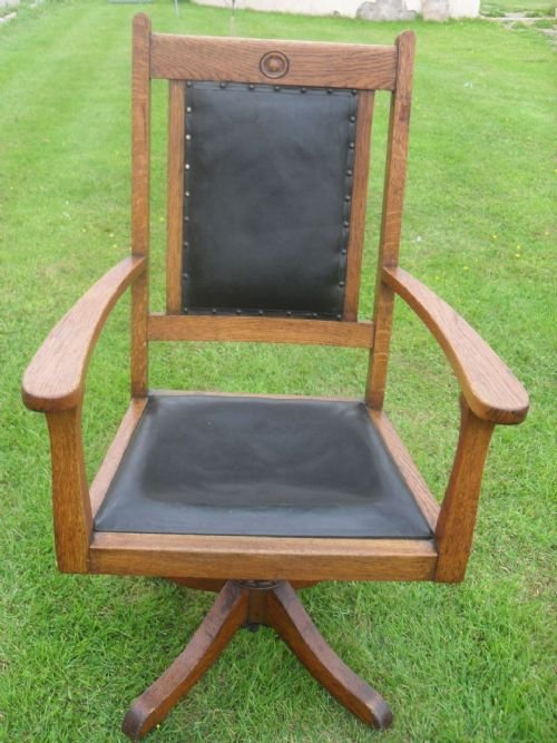 Edwardian Oak Arts and Crafts Swivel Adjustable Desk Chair