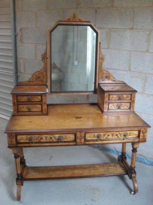 Beautiful Victorian Carved Elm Dressing Table with Adjustable Mirror