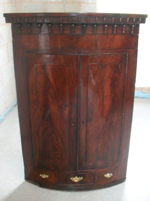 Georgian Flame Mahogany Bow Front Corner Cupboard