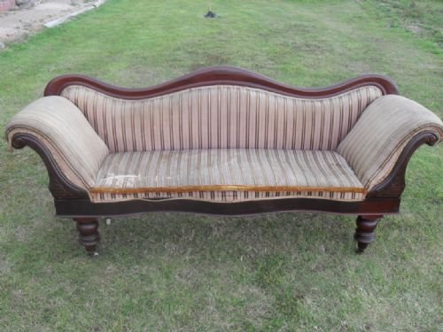 Victorian Mahogany Show-wood Scroll Arm Serpentine Sofa