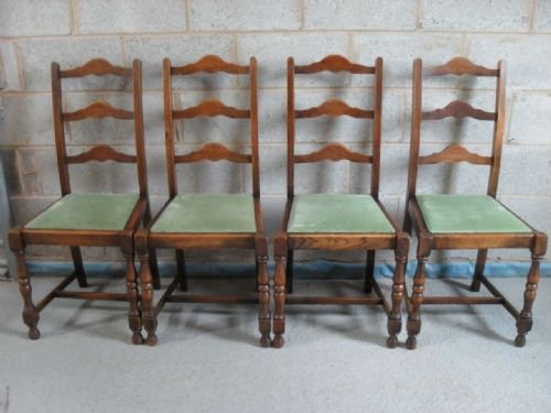 Set of Four Oak Shaped Ladder Back Dining Chairs