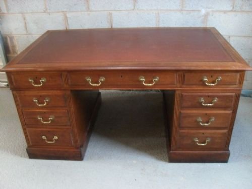 Superb Large Victorian Mahogany Twin Pedestal Desk