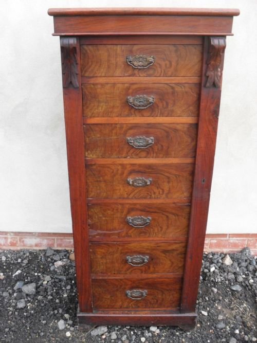 Superb Figured 19th Century Walnut Wellington Chest of 7 Graduating Drawers on Plinth Base