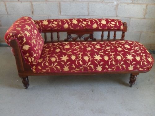 Victorian Mahogany and Upholstered Chaise Longue