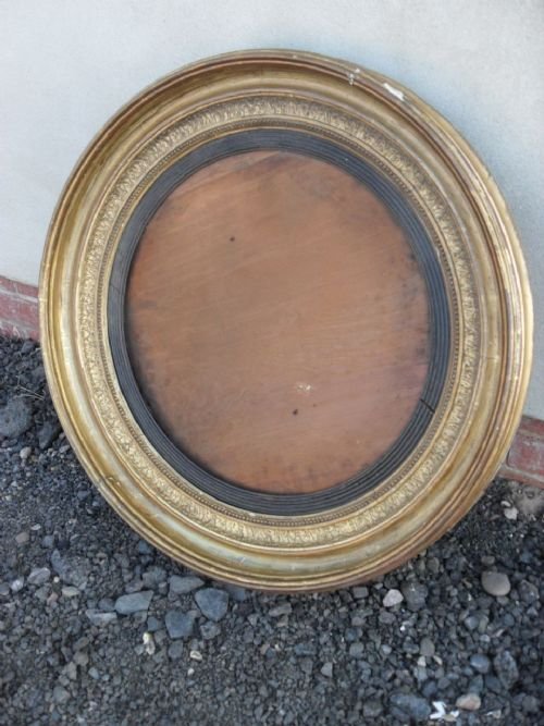 Lovely Regency Circular Gilt on Wood Deep Picture/mirror Frame