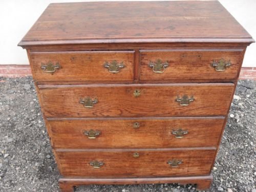 George 3rd Georgian Oak Chest of 2 Over 3 Graduating Drawers