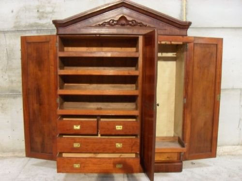 Superb 19th Century Mahogany Linen Press Compactum Wardrobe