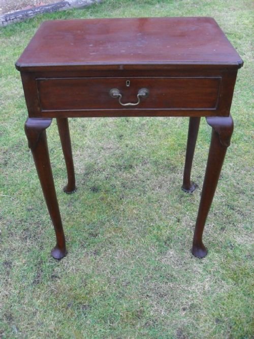 19th Century Quality Mahogany Side/hall Table