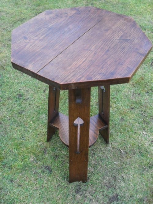 Edwardian Arts & Crafts Octagonal Top Oak Occasional Lamp Table