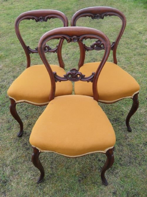 Set of 3 Victorian Carved Walnut Balloon Back Dining Chairs