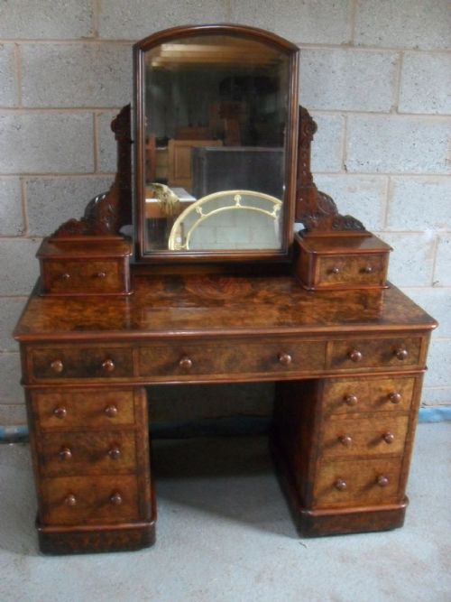 Superb Victorian Burr Walnut Adjustable Mirror Dressing Table