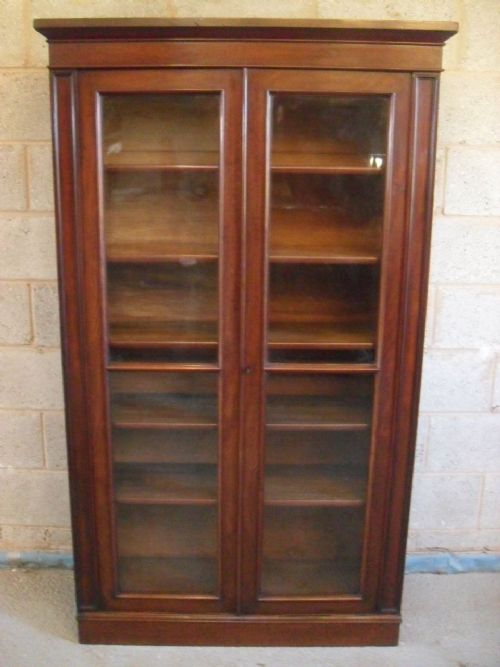 Quality Victorian Mahogany Tall Standing Glazed Adjustable Bookcase