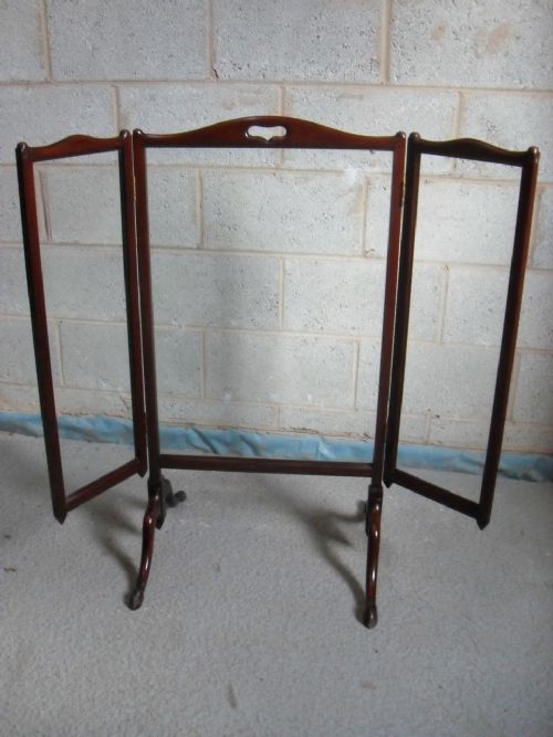 Victorian Mahogany and Glazed Fold Up 3 Panel Firescreen