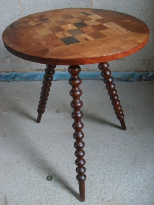 Victorian Mahogany Bobbin Leg Cricket Games Table