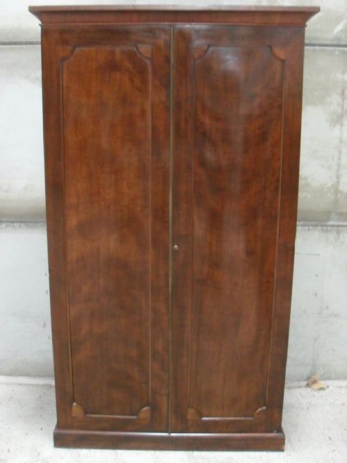 Superb 19th Century Mahogany 2 Door Wardrobe
