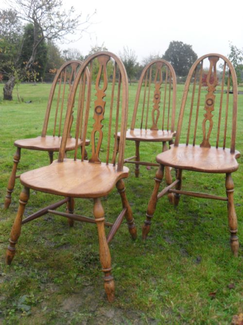 Set of 4 Elm & Ash Arched Stick Wheel Back Kitchen Dining Chairs